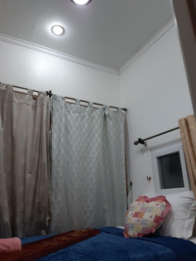A & P House Apartment Банкок Екстериор снимка