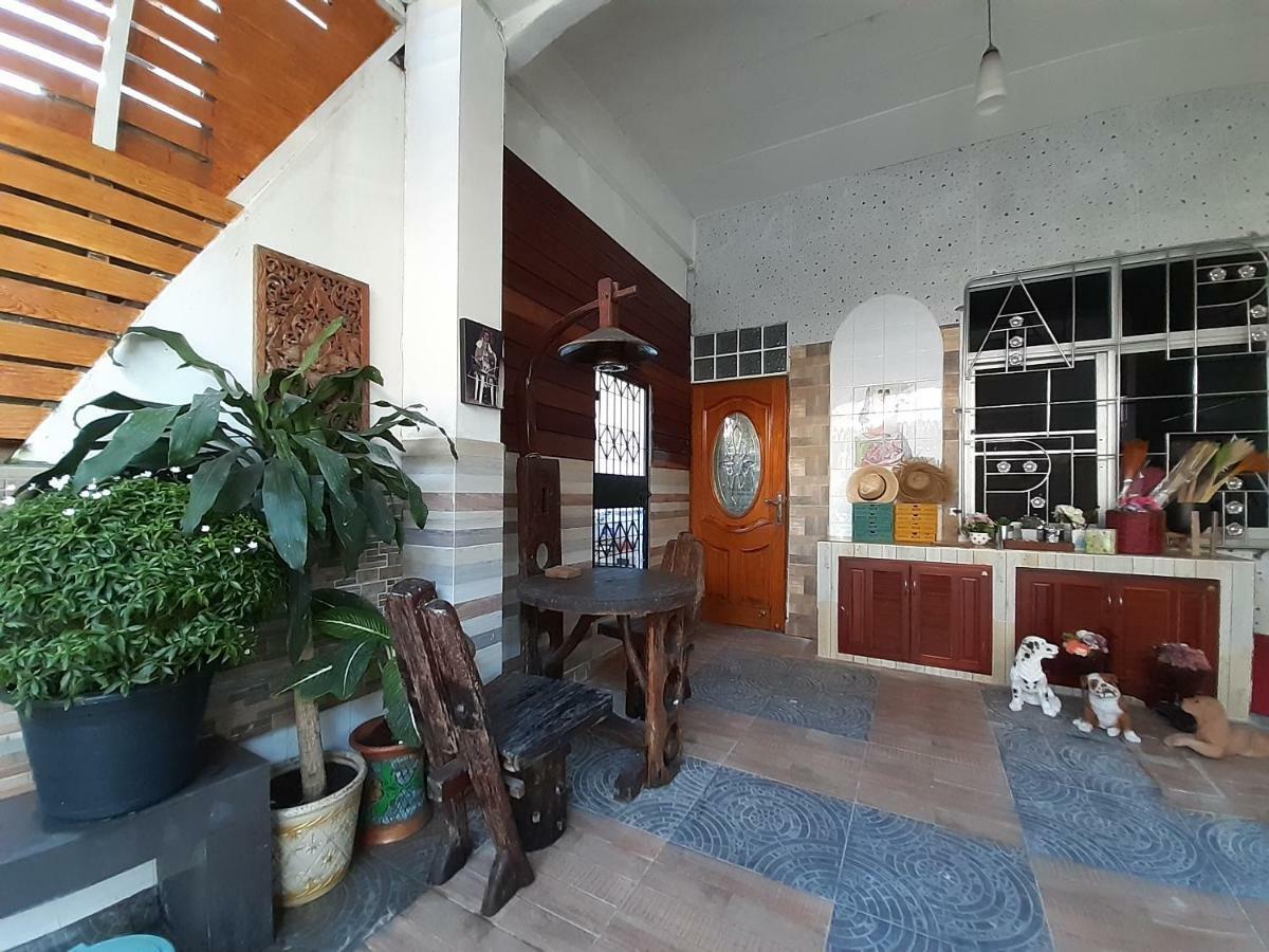 A & P House Apartment Банкок Екстериор снимка