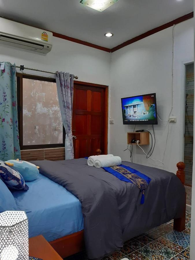 A & P House Apartment Банкок Екстериор снимка