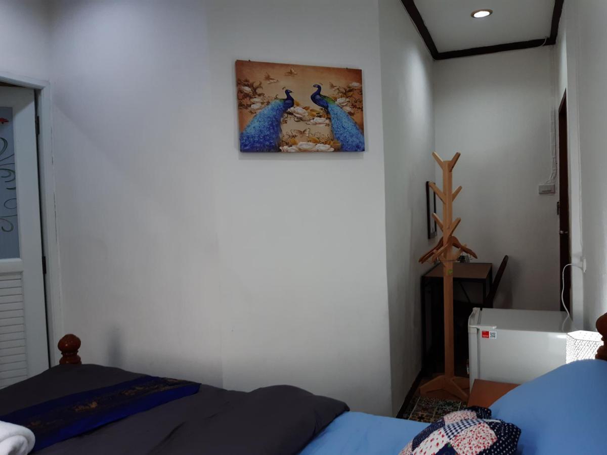 A & P House Apartment Банкок Екстериор снимка